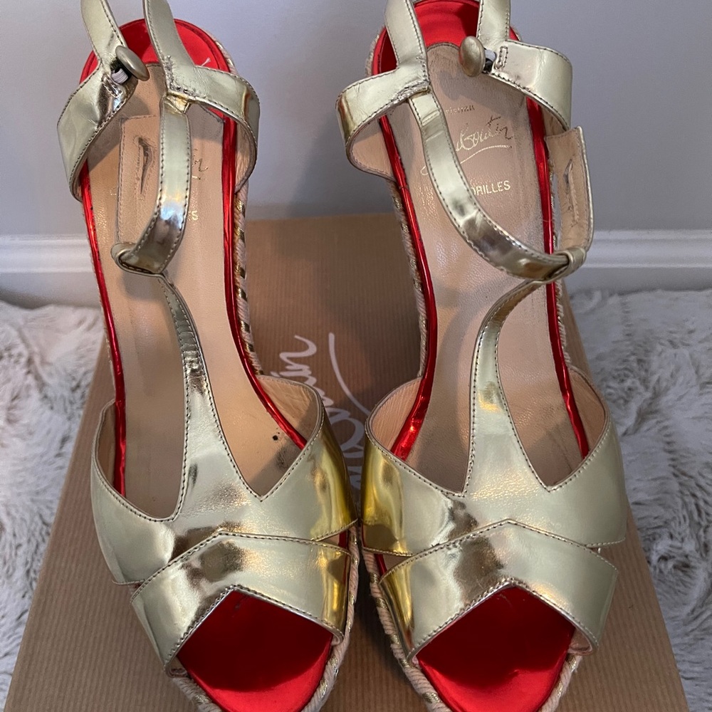 Christian louboutin tortolita gold wedges 140mm - Picture 10 of 10